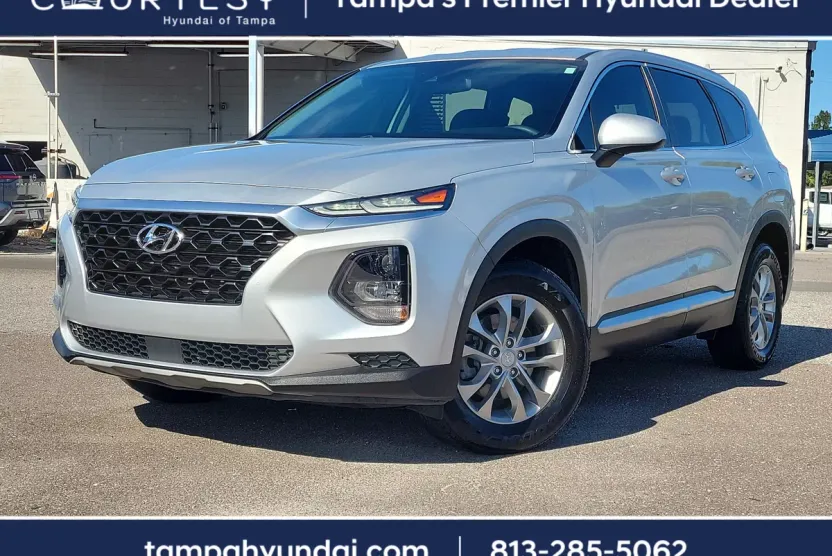 2019 Hyundai Santa Fe SE photo 1