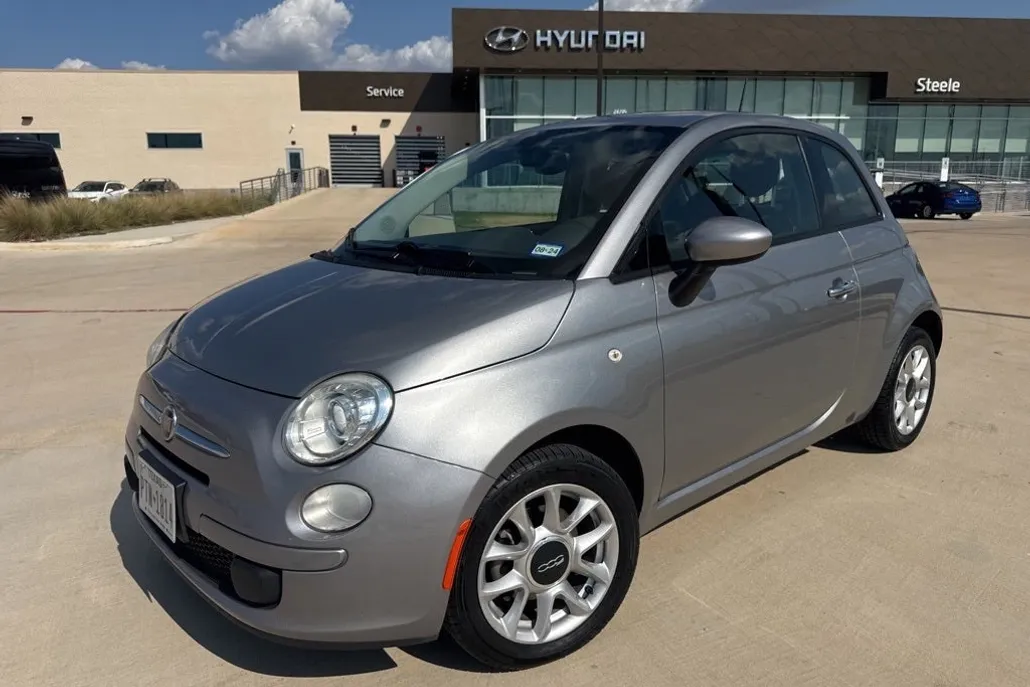 2017 Fiat 500 Pop photo 1
