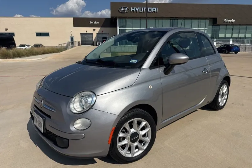 2017 Fiat 500 Pop photo 1