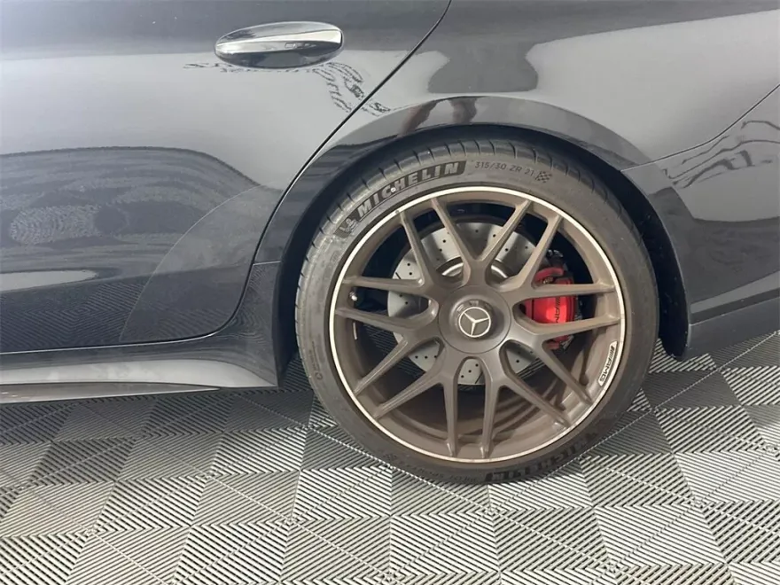 2024 Mercedes Benz AMG GT photo 1