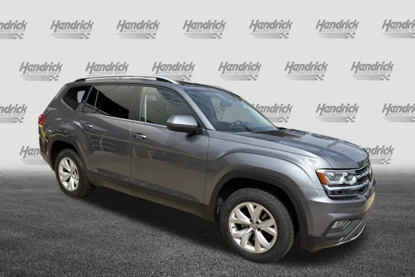 2018 Volkswagen Atlas V6 SE photo 1