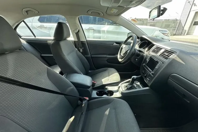 2016 Volkswagen Jetta 1.4T S photo 1
