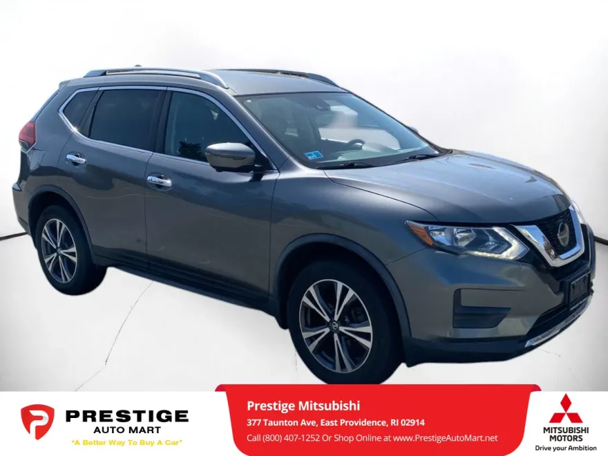 2019 Nissan Rogue SV photo 1