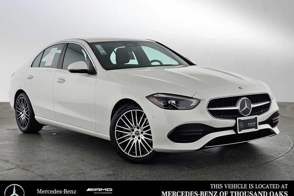 2024 Mercedes Benz C 300 photo 1