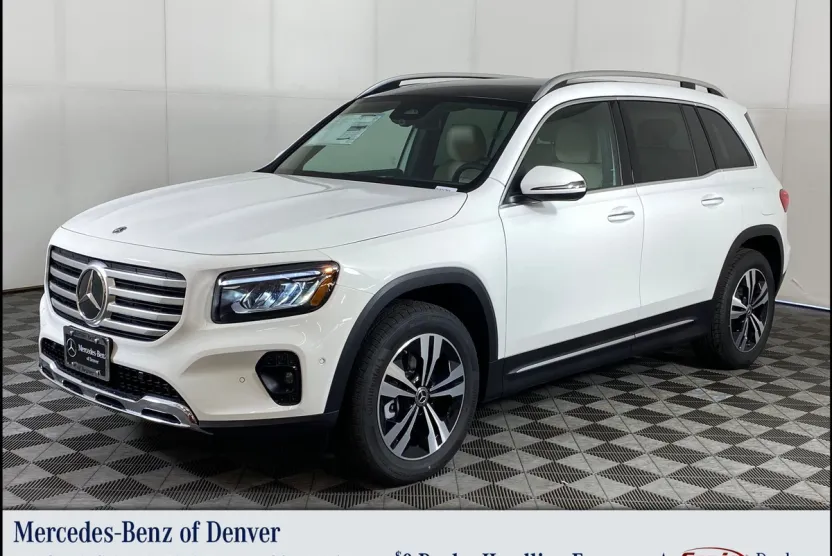 2025 Mercedes Benz GLB 250 4MATIC photo 1