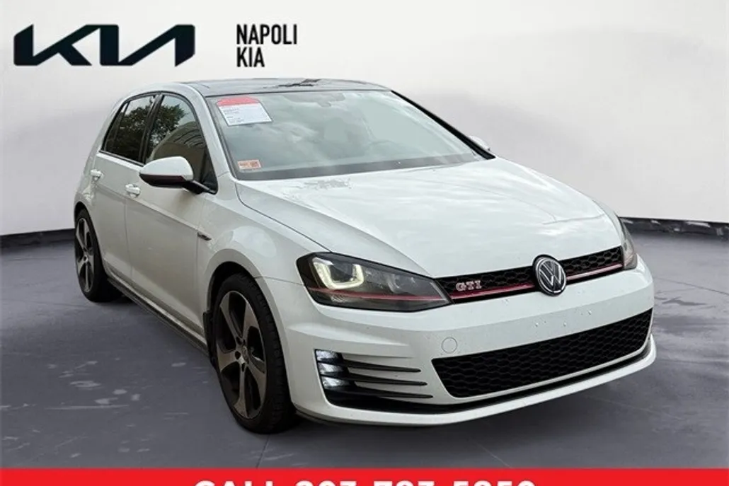 2016 Volkswagen Golf GTI SE Performance photo 1