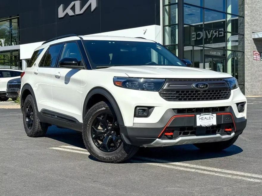 2024 Ford Explorer Timberline photo 1