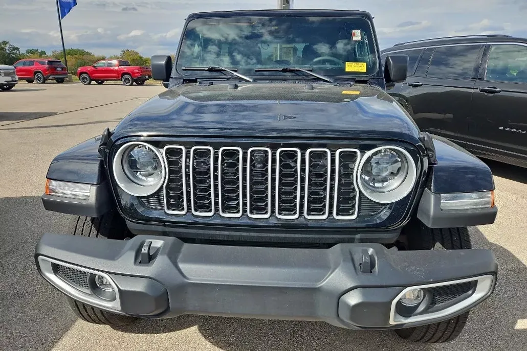 2024 Jeep Wrangler Sahara photo 1