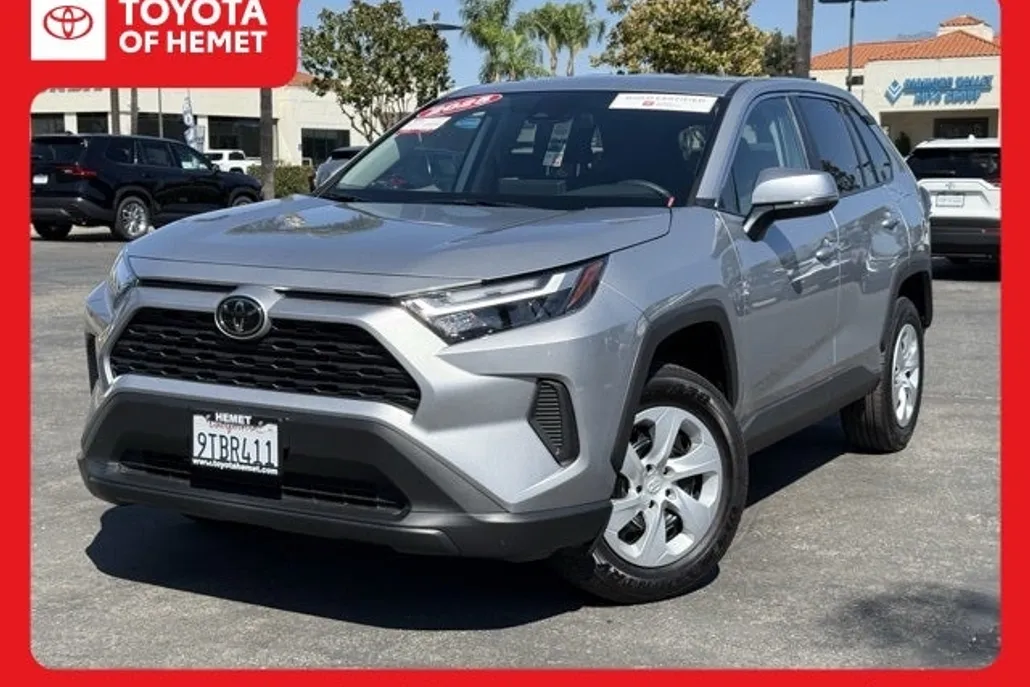 2025 Toyota RAV4 photo 1