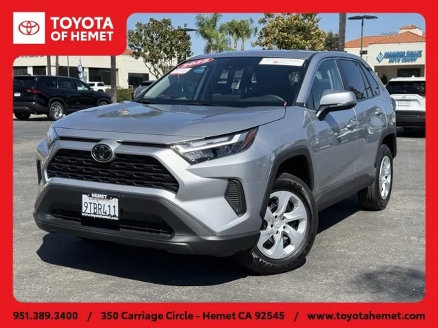 2025 Toyota RAV4 photo 1