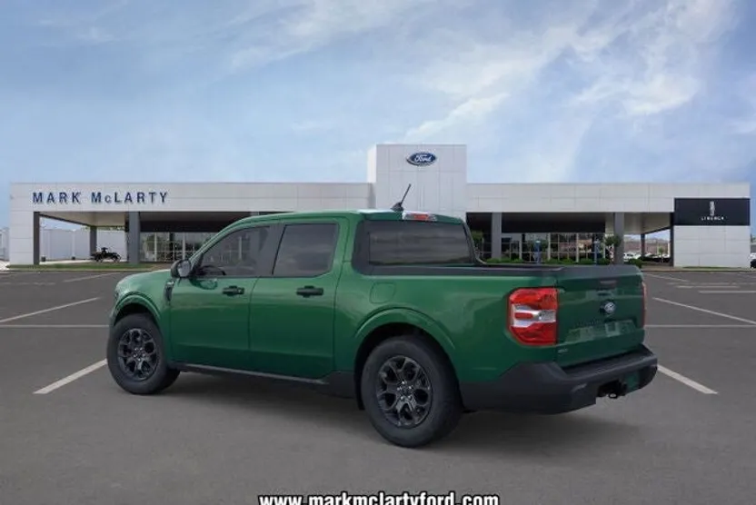 2025 Ford Maverick XLT photo 1