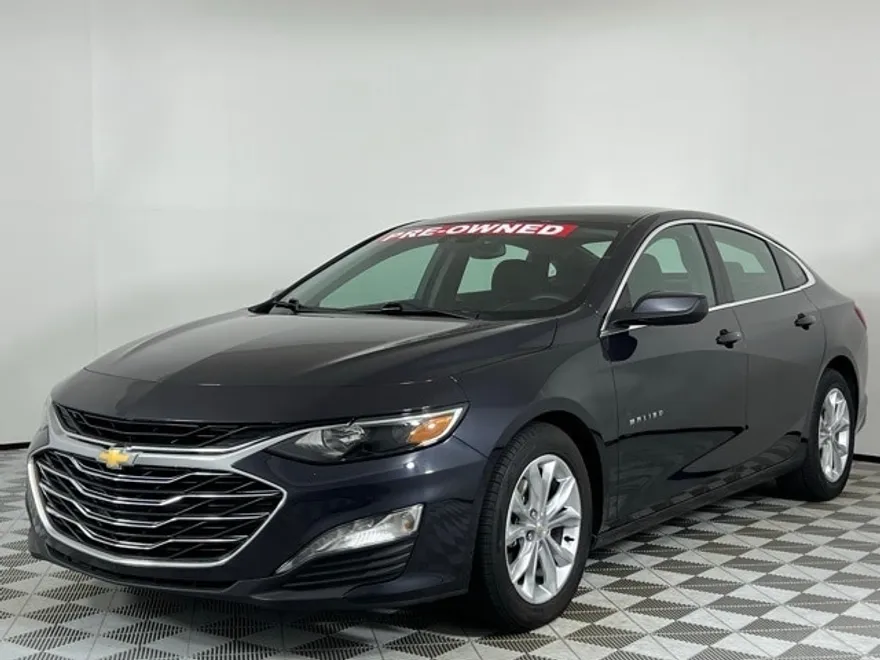 2023 Chevrolet Malibu 1LT photo 1