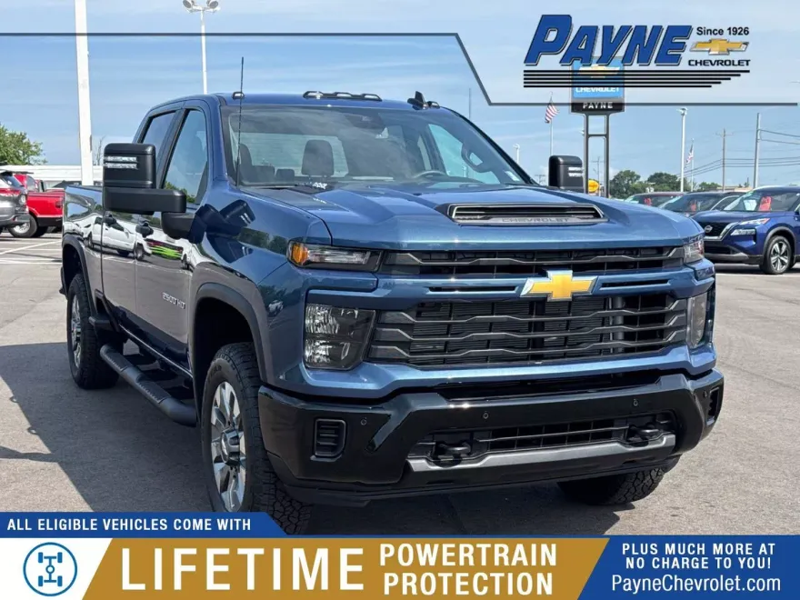 2025 Chevrolet Silverado 2500HD Custom photo 1