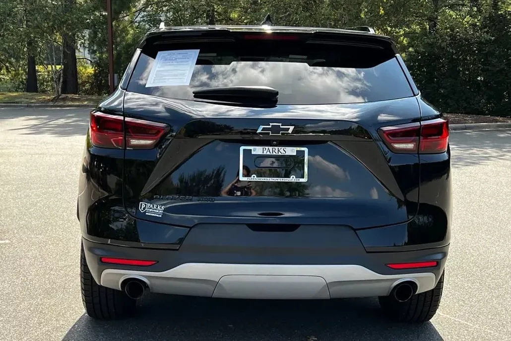 2023 Chevrolet Blazer 2LT photo 1