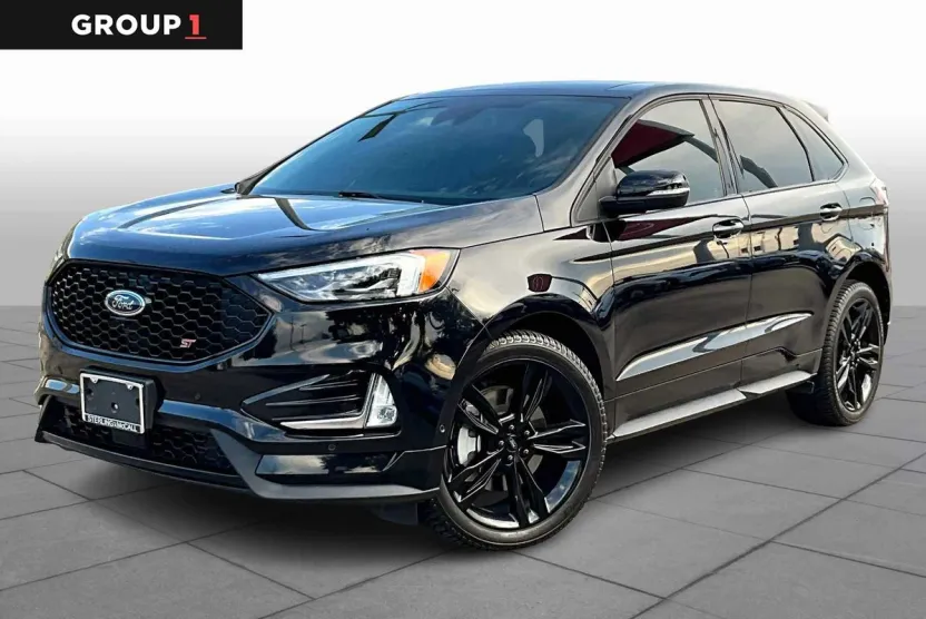 2022 Ford Edge ST photo 1