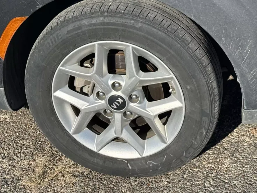 2021 Kia Soul LX S X-Line photo 1