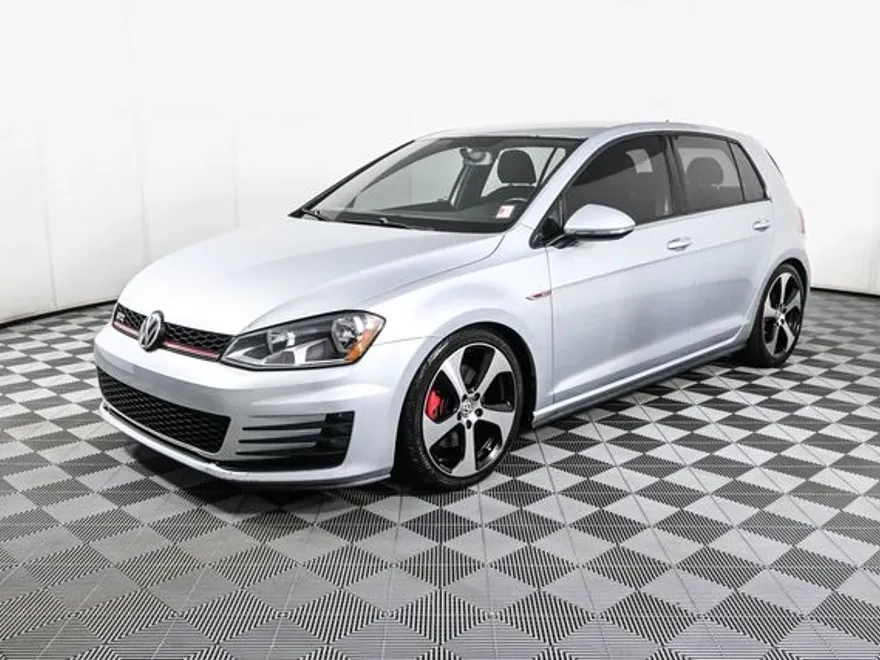 2015 Volkswagen Golf GTI S photo 1
