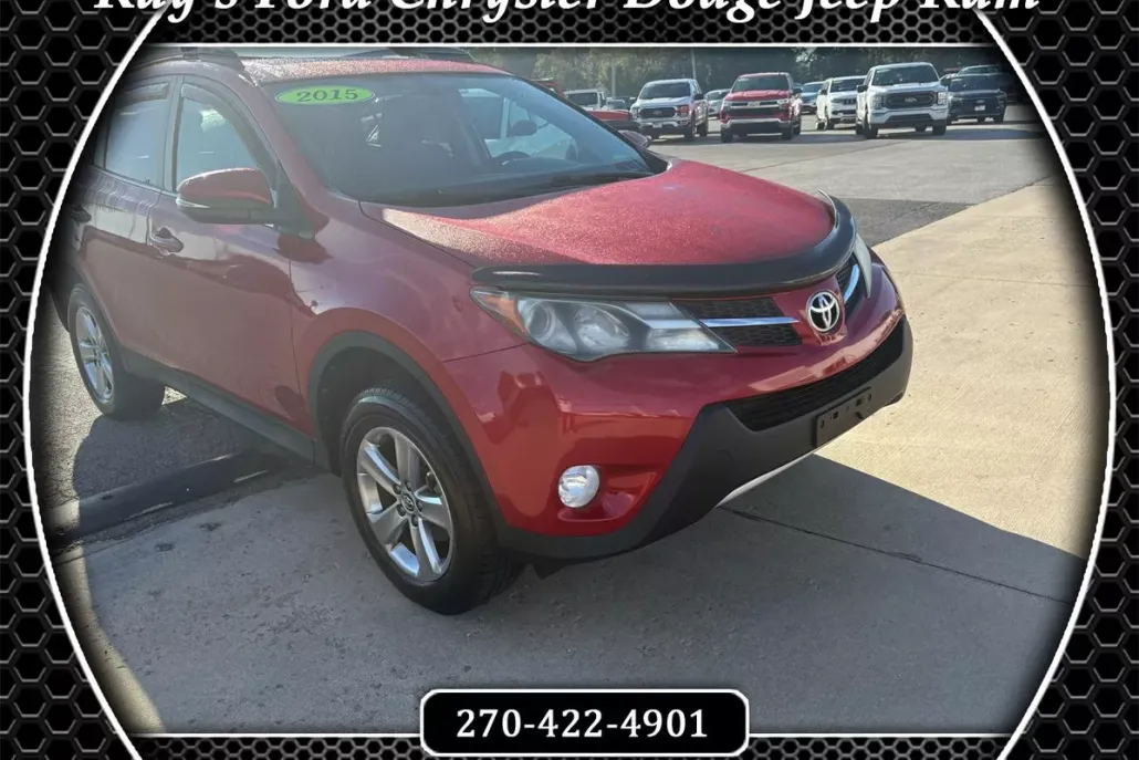 2015 Toyota RAV4 XLE photo 1