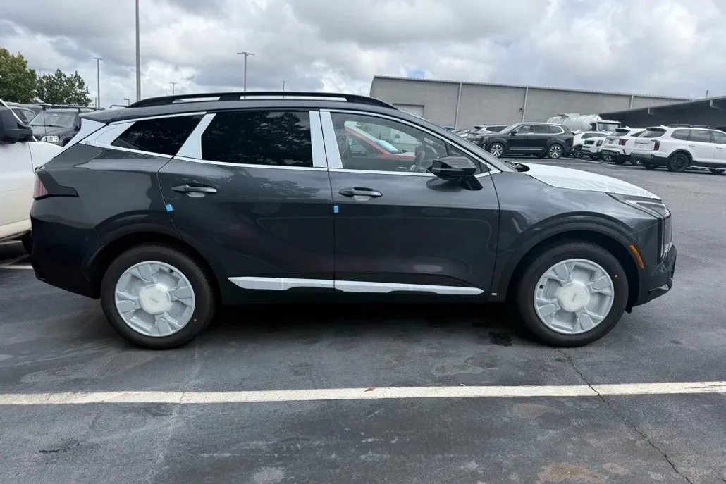 2026 Kia Sportage Hybrid EX photo 1