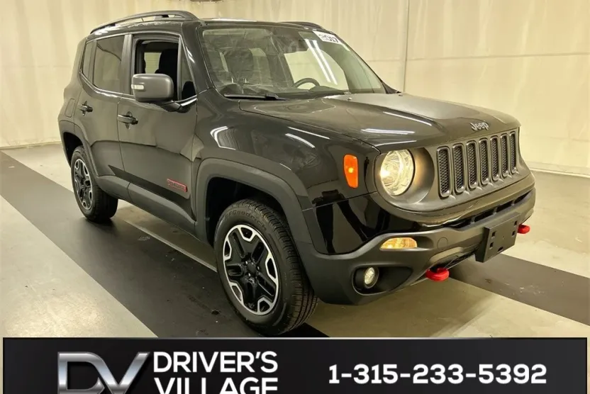 2017 Jeep Renegade Trailhawk photo 1
