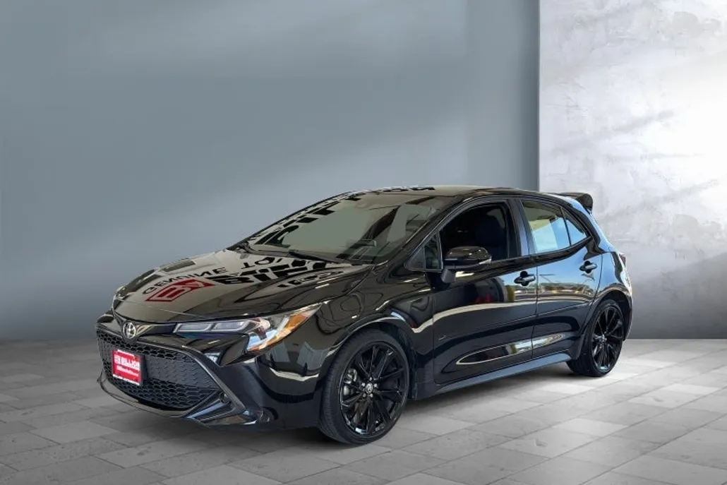 2022 Toyota Corolla SE photo 1