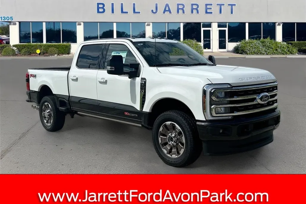 2025 Ford F-350 King Ranch photo 1