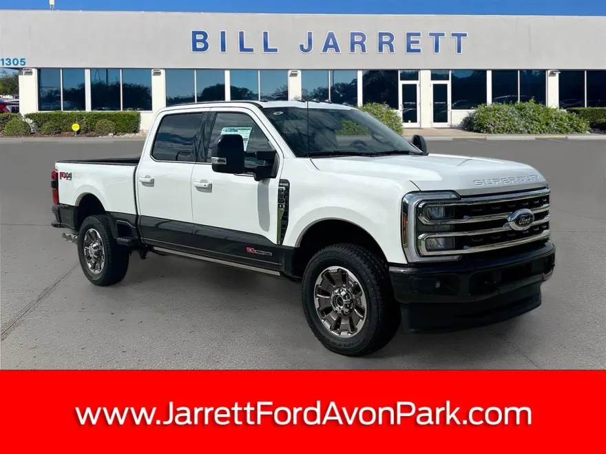 2025 Ford F-350 King Ranch photo 1