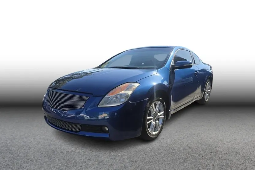 2008 Nissan Altima 3.5 SE photo 1