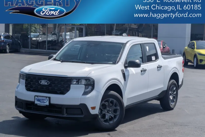 2025 Ford Maverick XLT photo 1