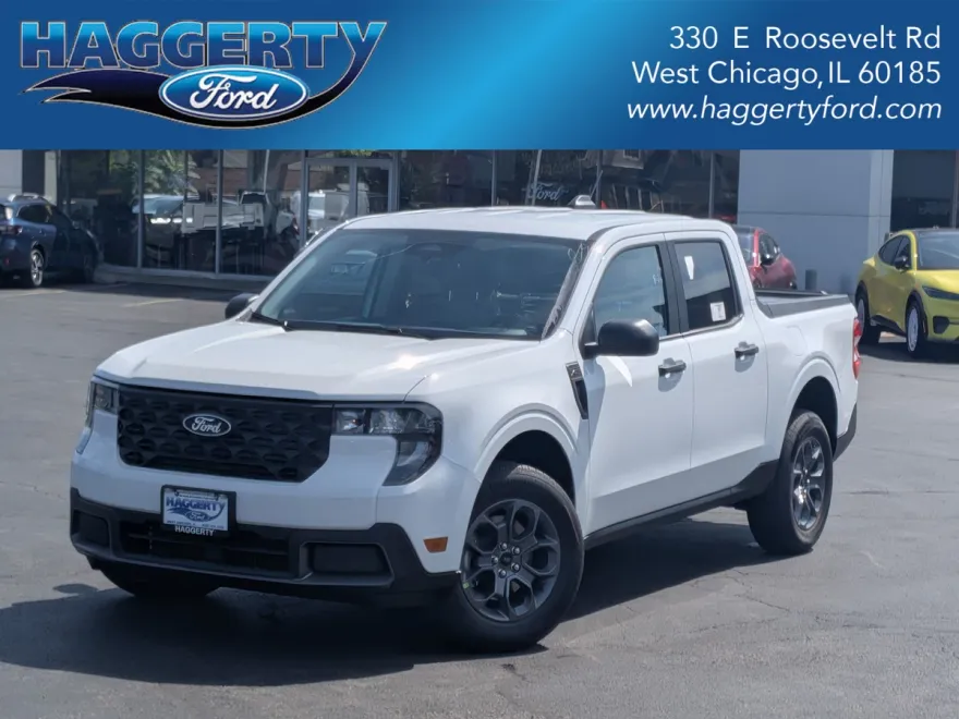 2025 Ford Maverick XLT photo 1