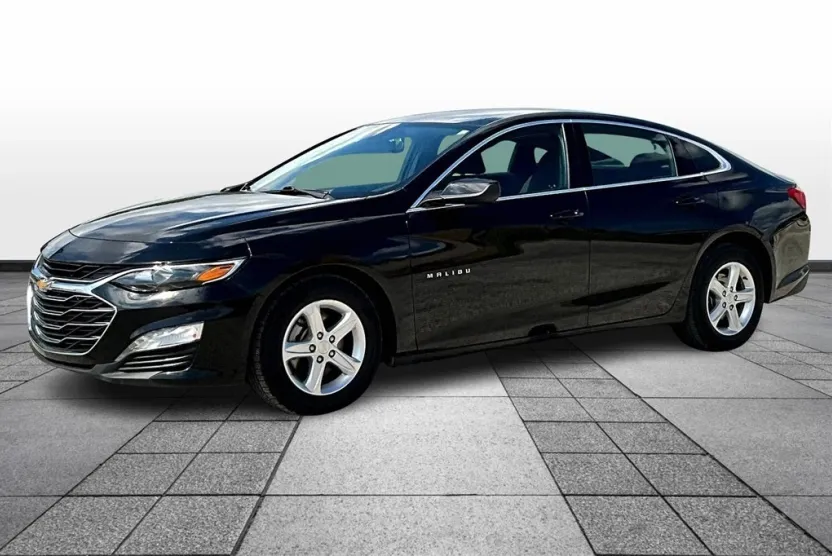 2024 Chevrolet Malibu 1LT photo 1