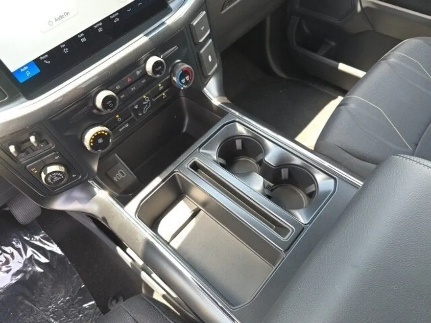 2025 Ford F-150 STX photo 18