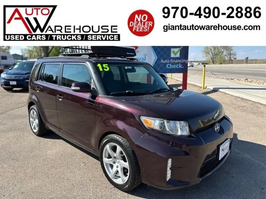 2015 Scion xB Base photo 1