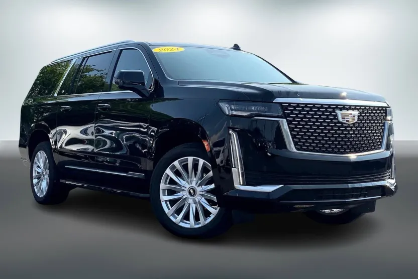 2024 Cadillac Escalade ESV Luxury photo 1