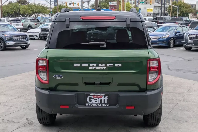 2024 Ford Bronco Sport Outer Banks photo 1