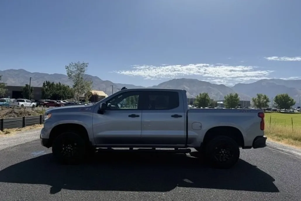 2023 Chevrolet Silverado 1500 LT Trail Boss photo 1