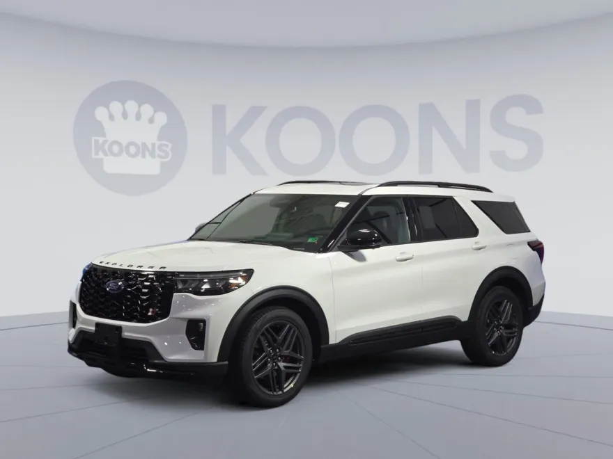 2025 Ford Explorer ST photo 1