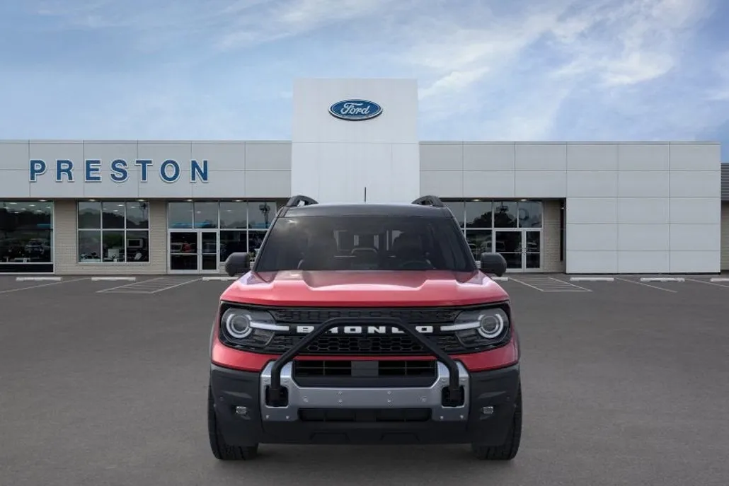 2025 Ford Bronco Sport Outer Banks photo 1