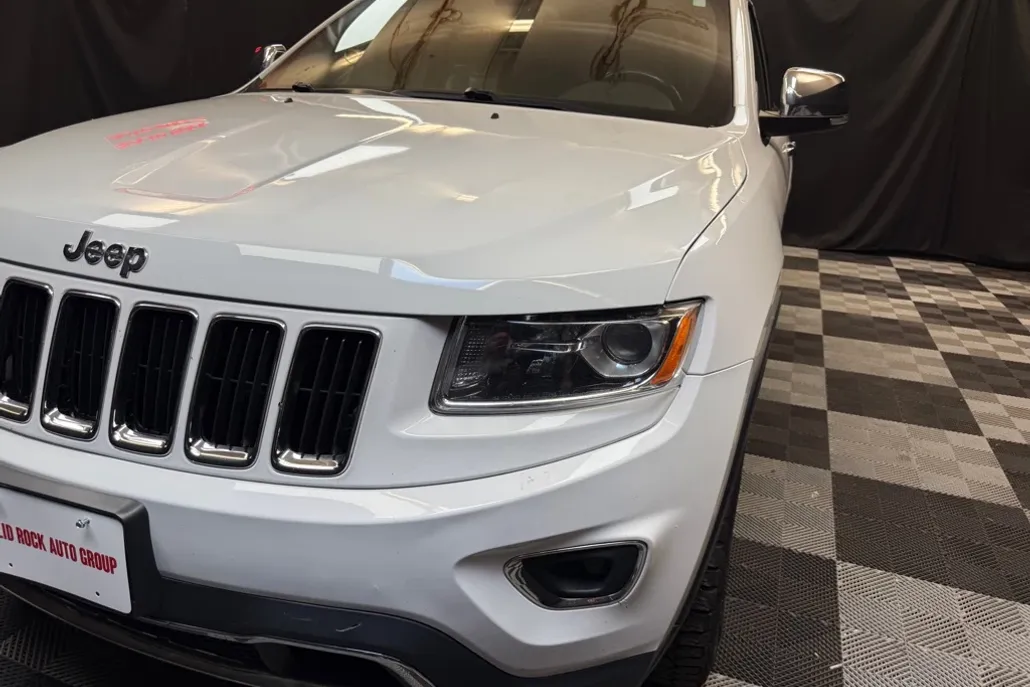 2015 Jeep Grand Cherokee Limited photo 1