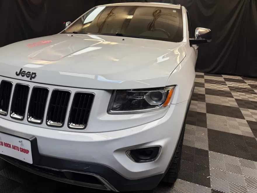 2015 Jeep Grand Cherokee Limited photo 1
