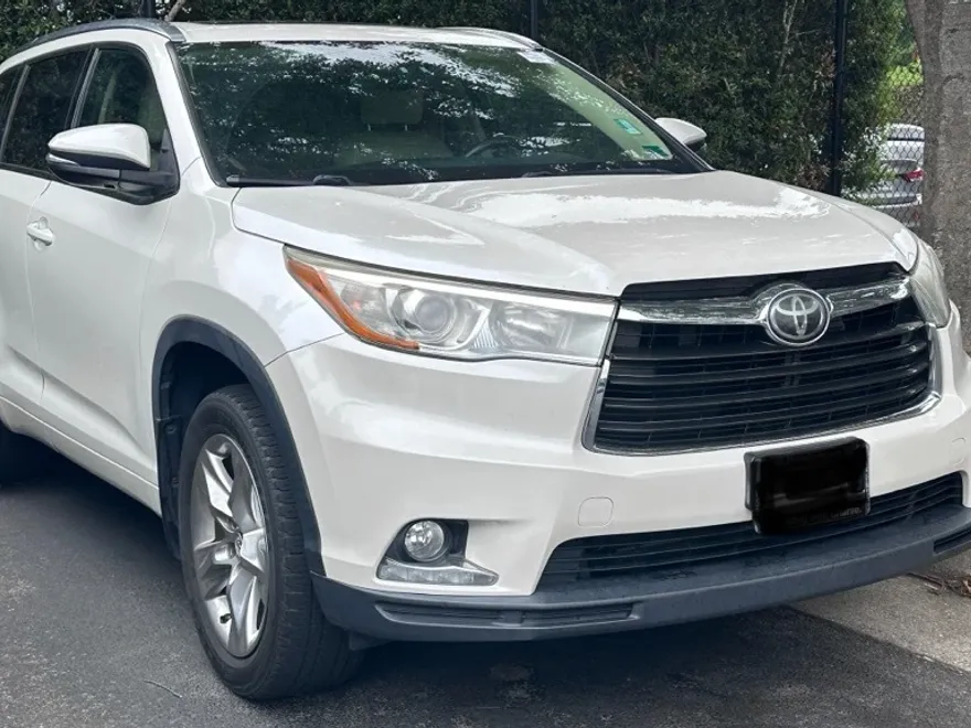 2016 Toyota Highlander Limited Platinum photo 1