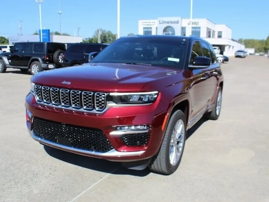 2024 Jeep Grand Cherokee Summit photo 1