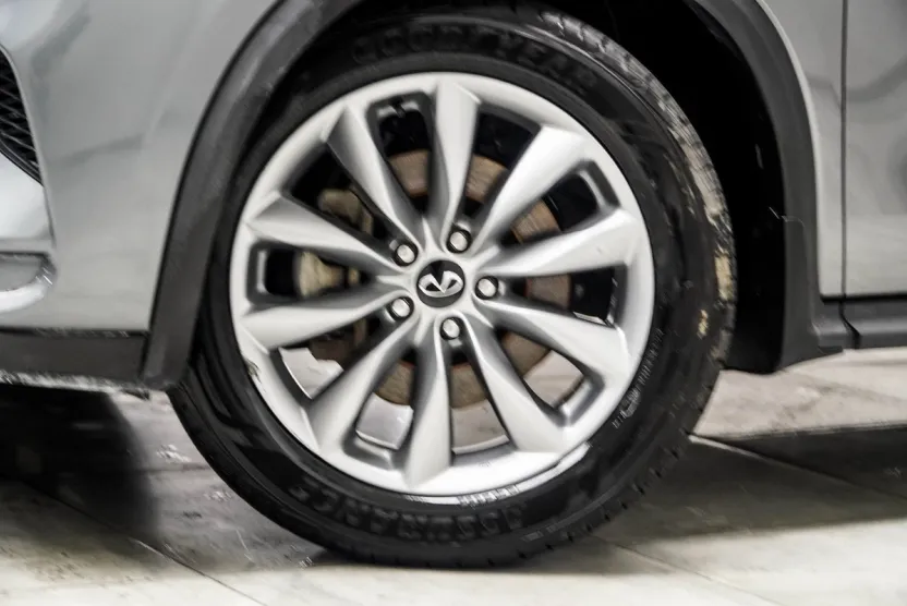 2020 Infiniti QX50 Luxe AWD photo 1