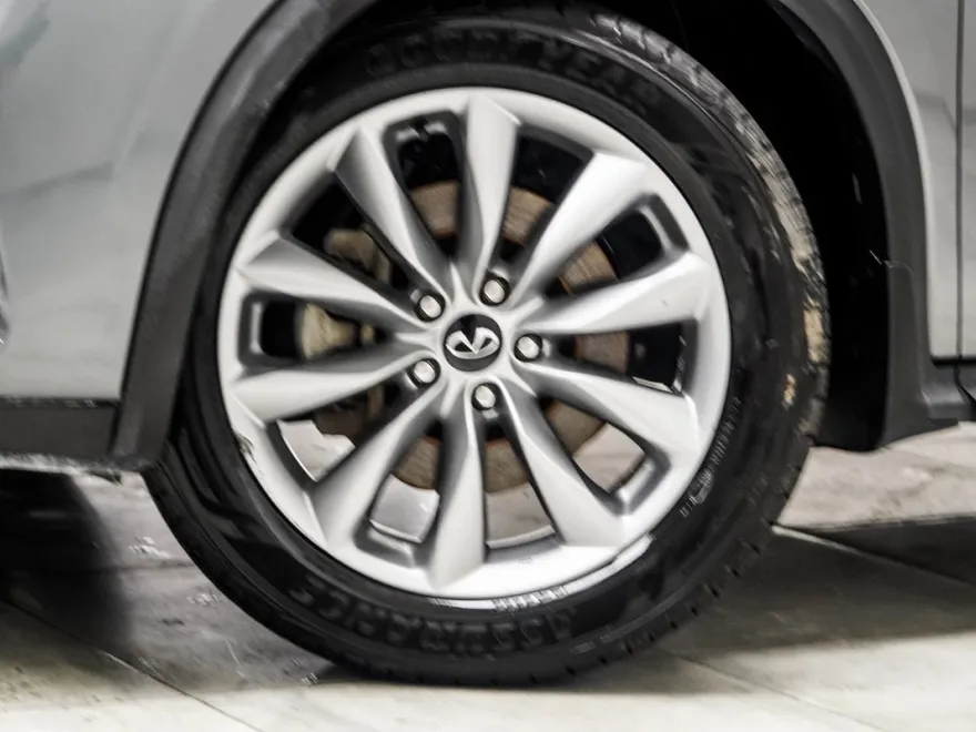 2020 Infiniti QX50 Luxe AWD photo 1