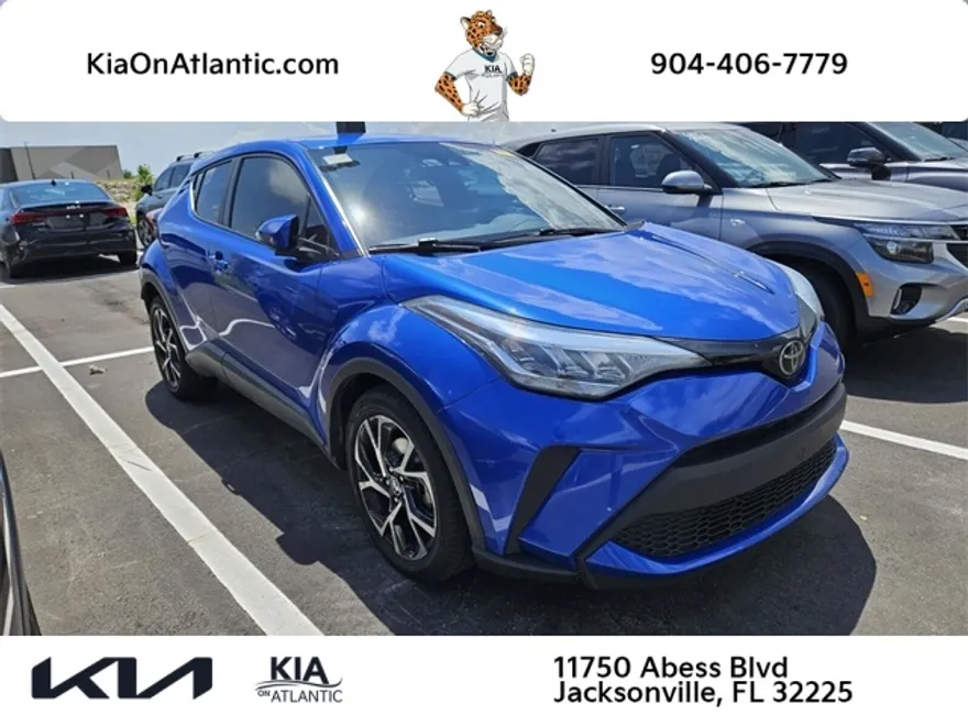 2022 Toyota C-HR Limited photo 1