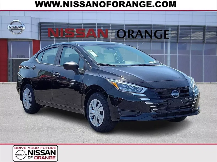 2025 Nissan Versa S photo 1