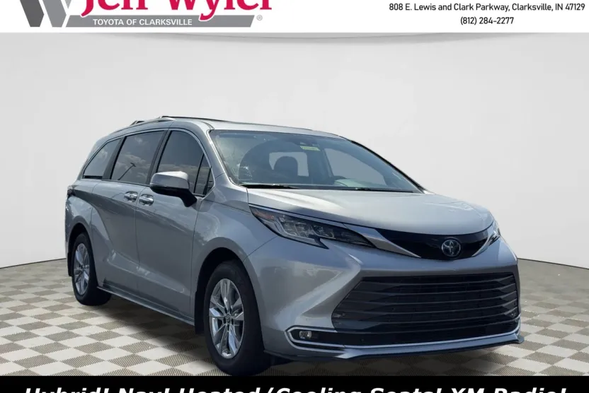 2024 Toyota Sienna Limited photo 1