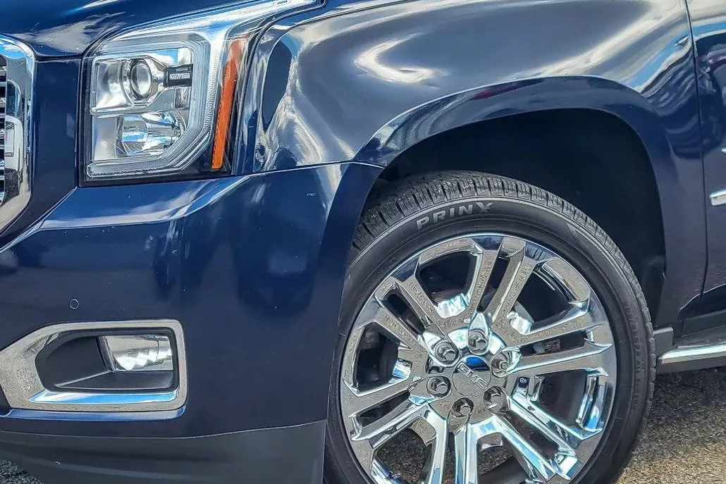2018 Gmc Yukon SLT photo 1