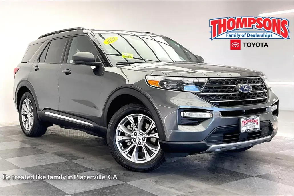 2020 Ford Explorer XLT photo 1