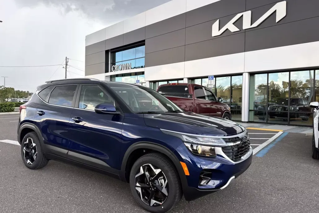 2026 Kia Seltos EX photo 1